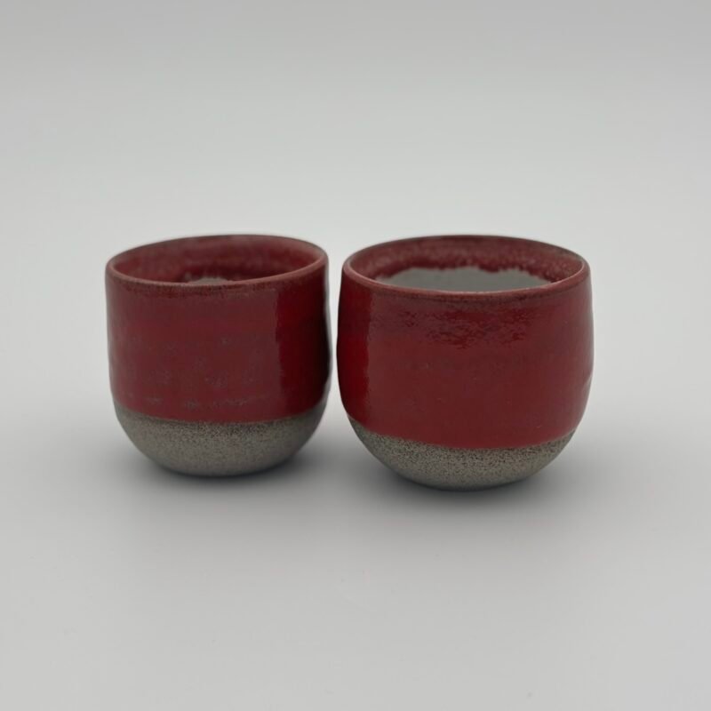 Czarki czerwone do połowy